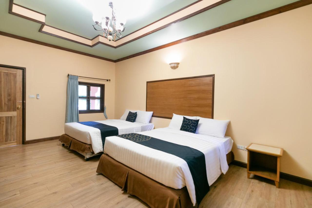 Capital O 1110 Khaoyai Cowboy City Resort ムーシ エクステリア 写真
