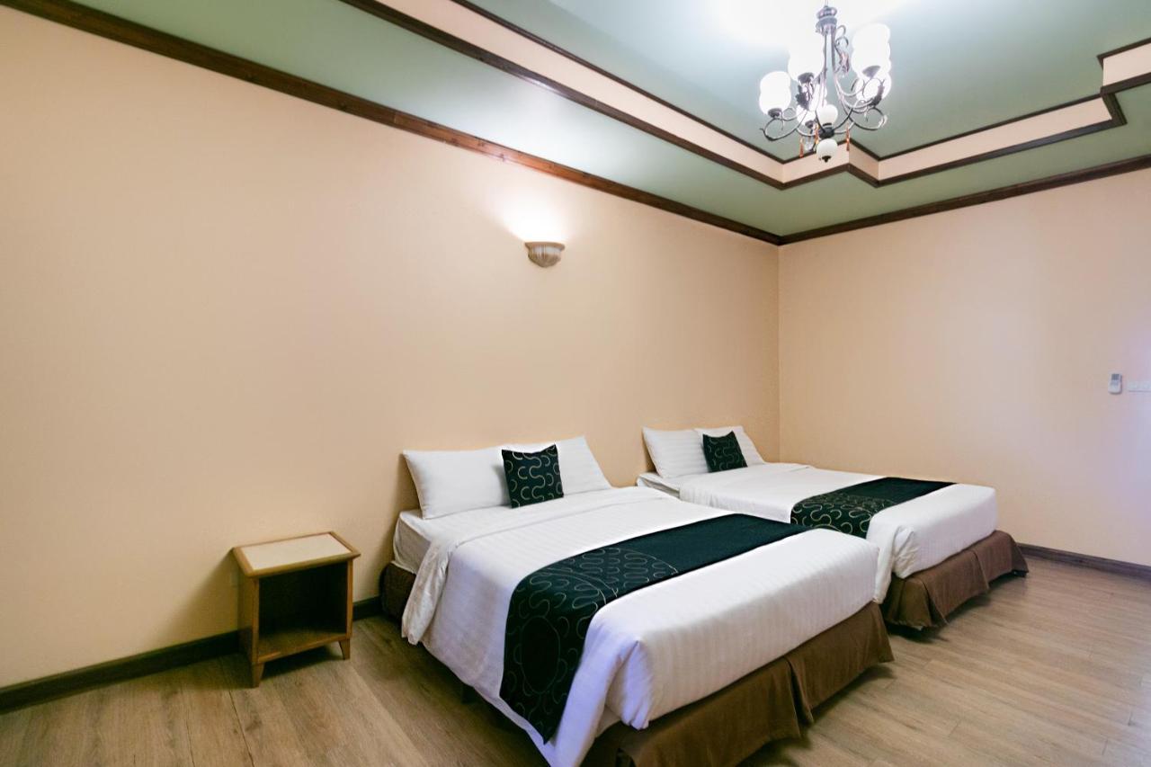 Capital O 1110 Khaoyai Cowboy City Resort ムーシ エクステリア 写真